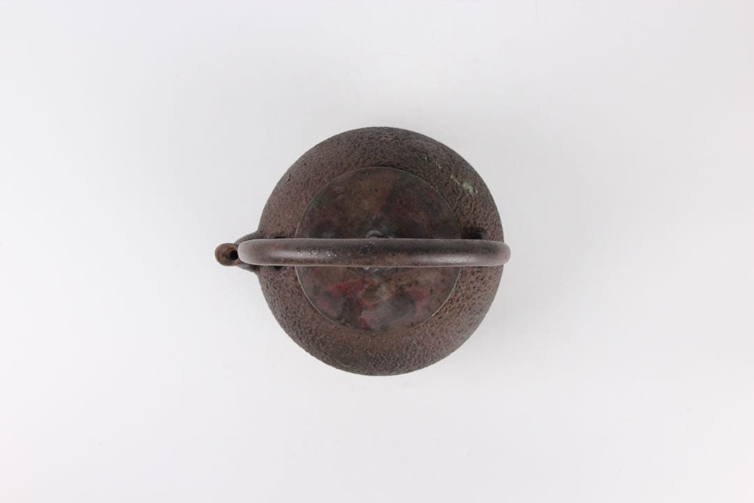 龍文堂造 鉄瓶 日丸形 銀摘 茶道具 約1200ml 岩肌 EL11-26