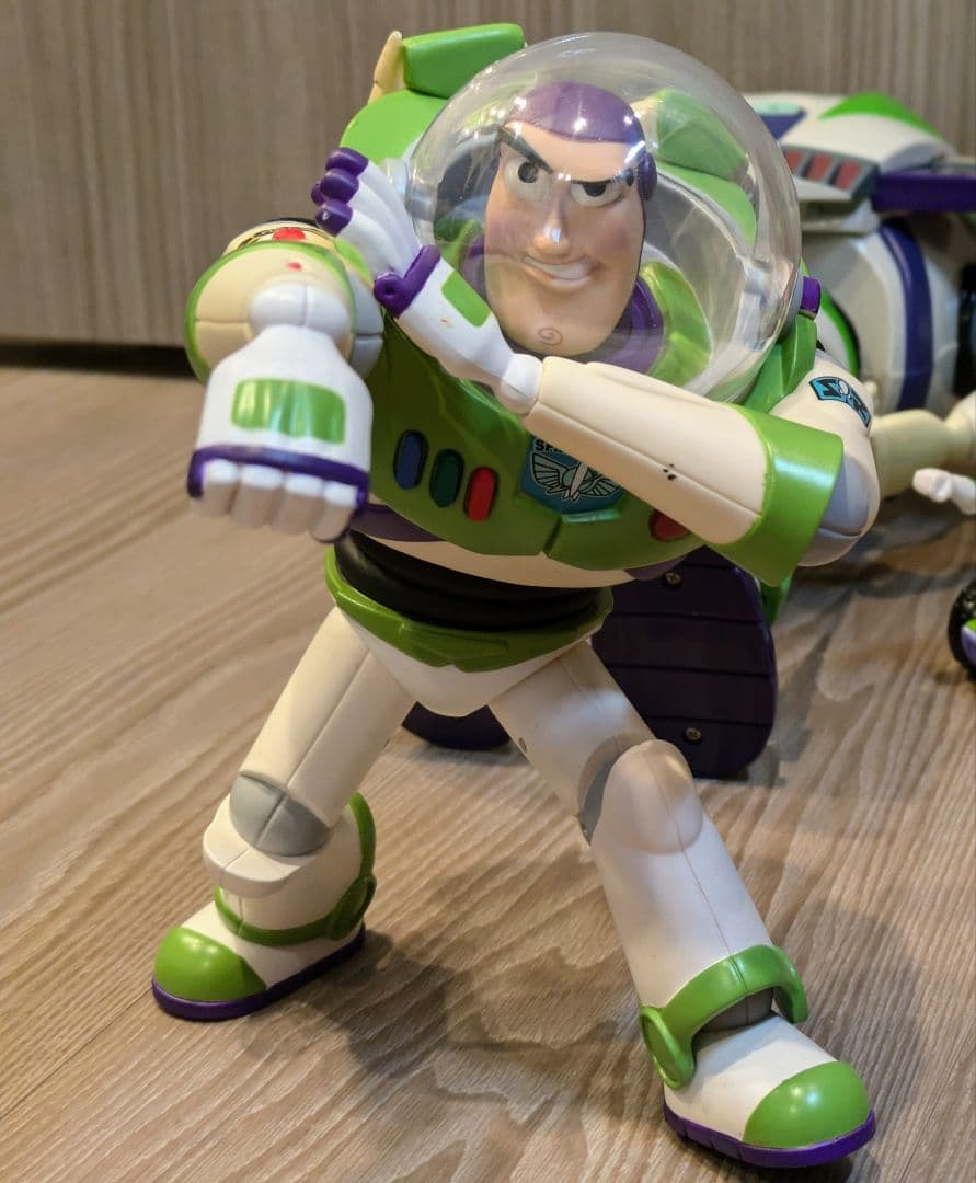Disney ディズニー バズ・ライトイヤー フィギュア 6体 セット