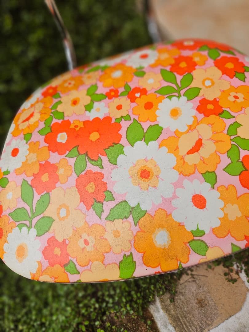 最終お値下げです)希少 昭和レトロ レトロポップ 椅子 花柄 オレンジ