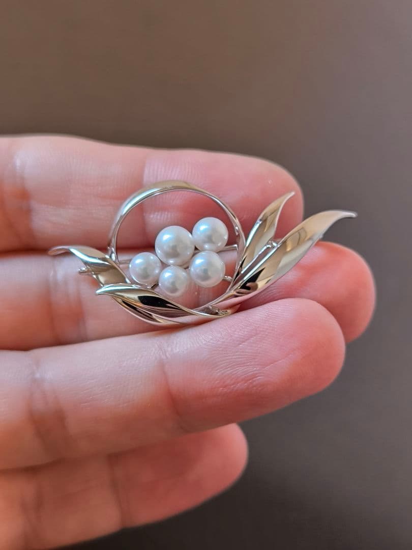 MIKIMOTO ミキモト 5珠 真珠 シルバー silver ブローチ