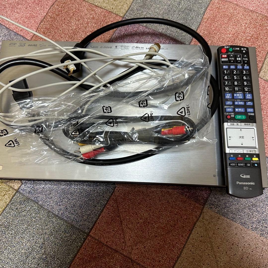 LOEWE. ロエベ テレビ リモコン 89950A17