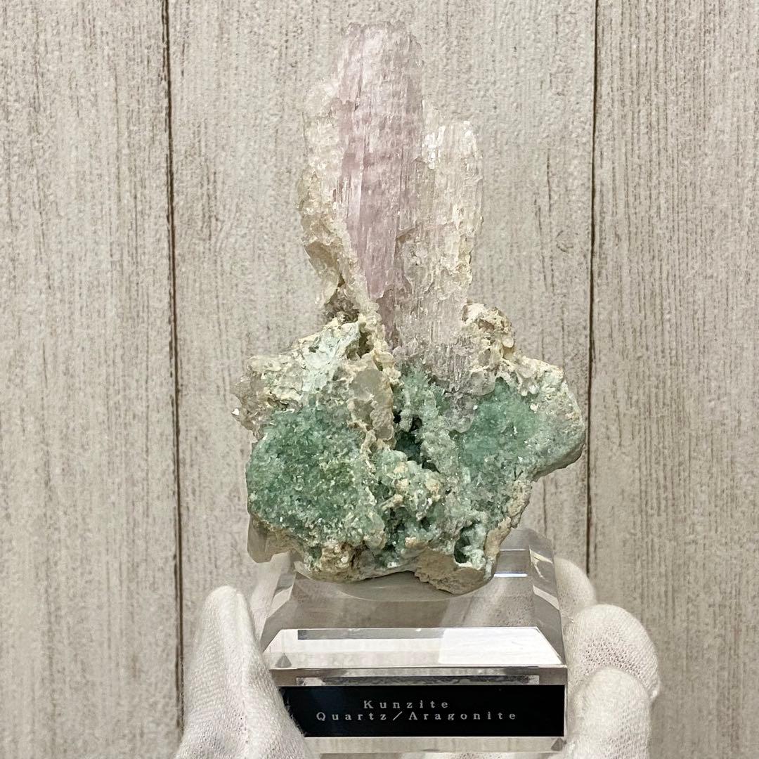 クンツァイト クォーツ ブルーアラゴナイト 鉱物標本 原石 天然石 ストーン