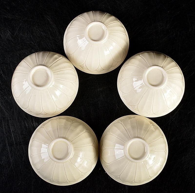 中国 徳化窯白磁 蓮弁刻 煎茶碗 盃 五客 M 8795E
