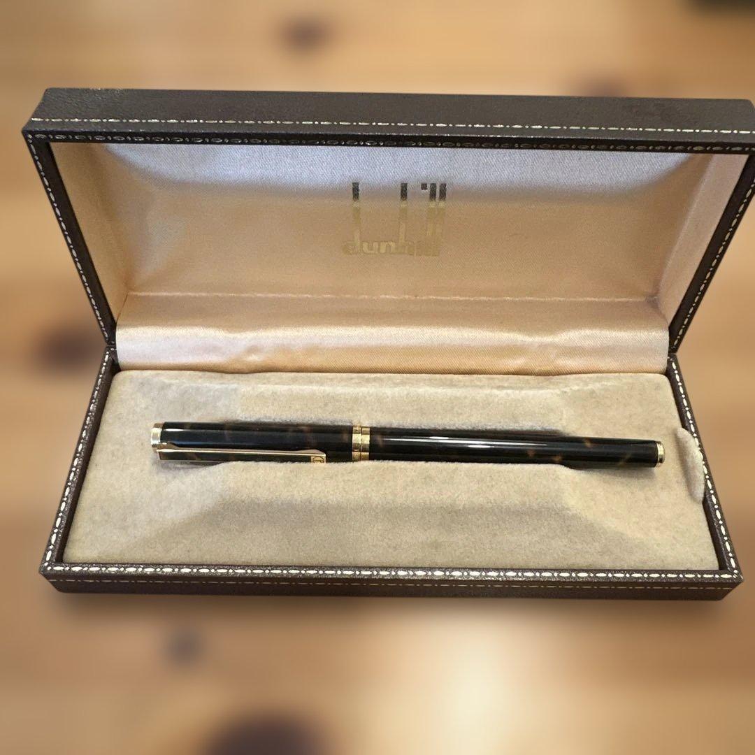 Dunhill 万年筆 ペン先750 18K刻印 Dunhill 万年筆 ペン先750 18K刻印