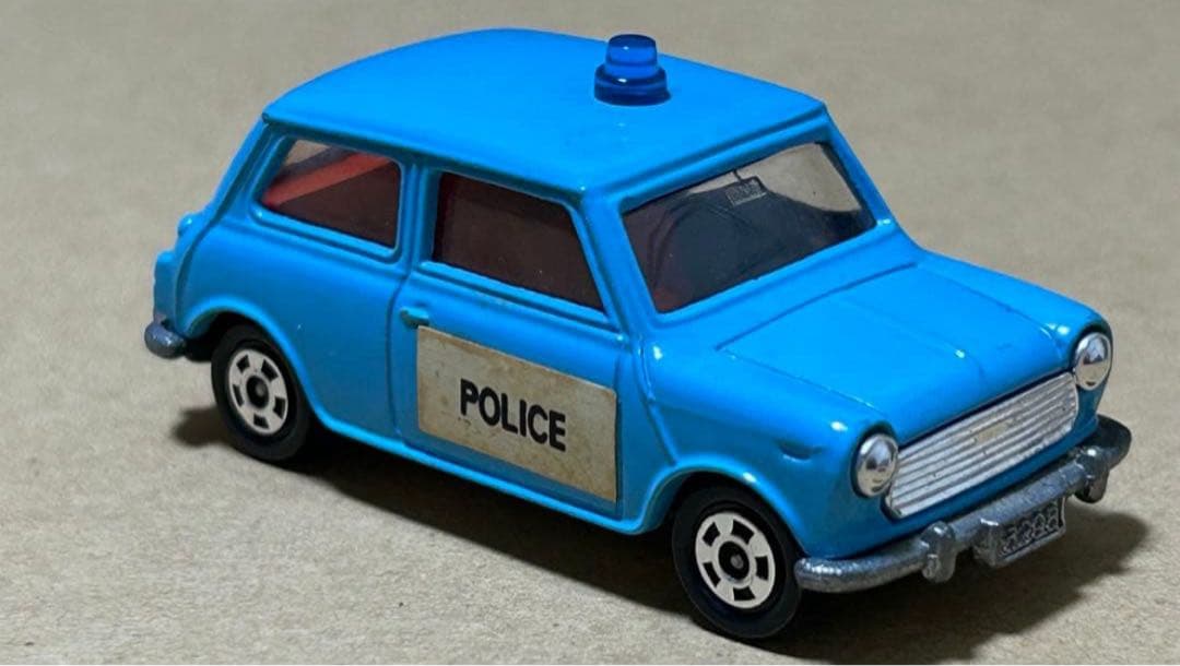 トミカ ミニクーパー 世界のポリスカーセット