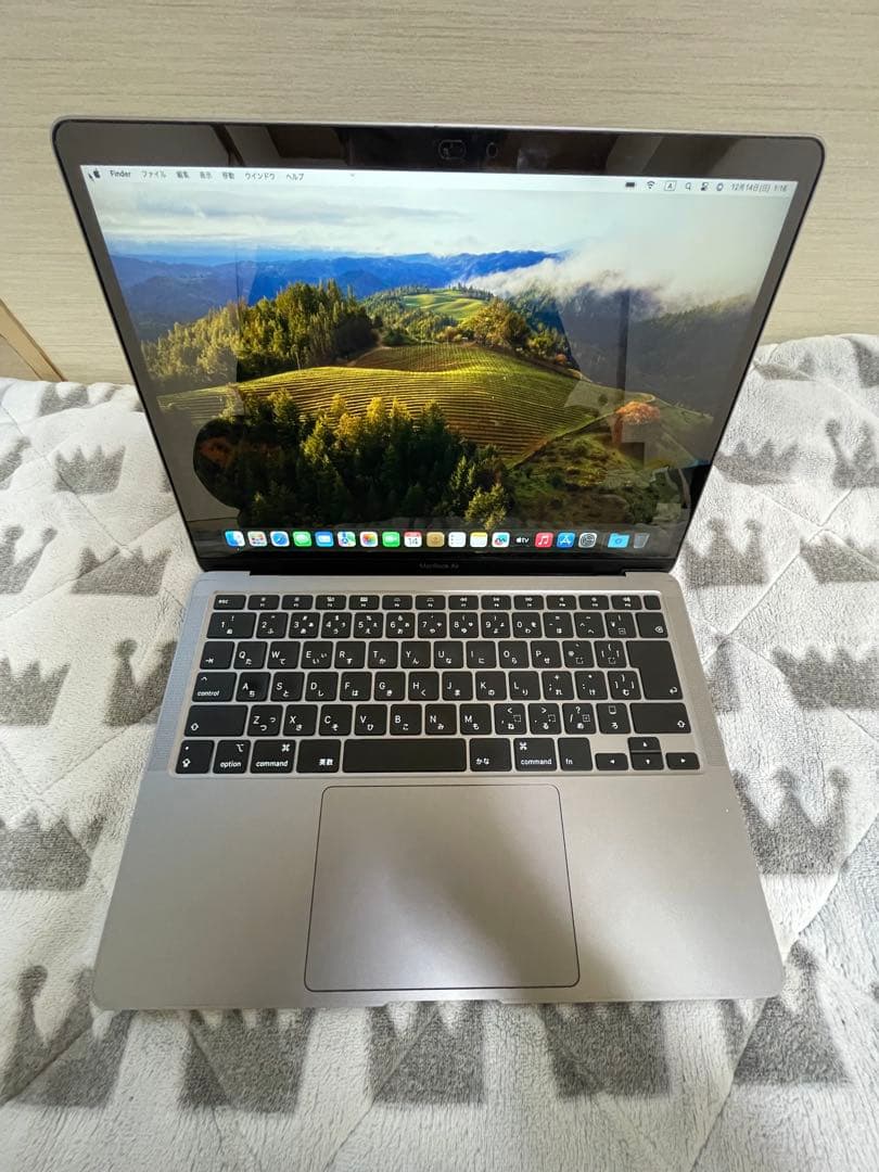 MacBook Air 13インチ 2020年式　スペースグレー　美品　完動品 Apple MacBook Air Retinaディスプレイ 13.3 MGN63J/A [スペースグレイ