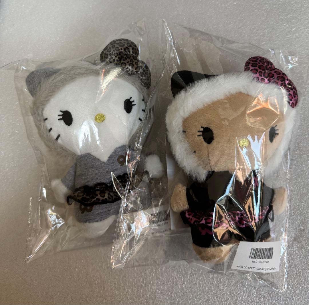 9090 girl HELLO KITTY Gal Kitty Keychain - メルカリ