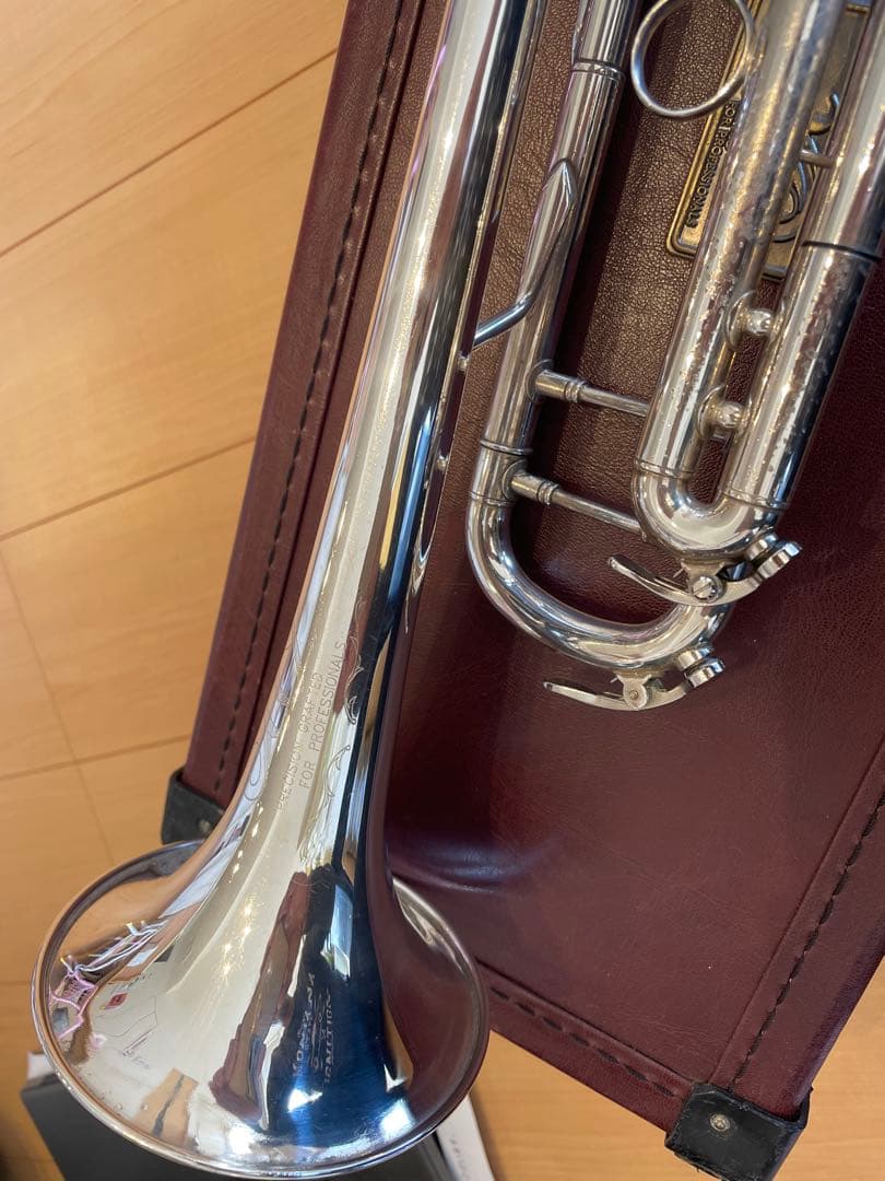 XO トランペット Wケース付き