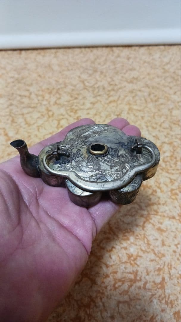 時代物　 銅製　片切彫　変形　水滴　花鳥図　書道具