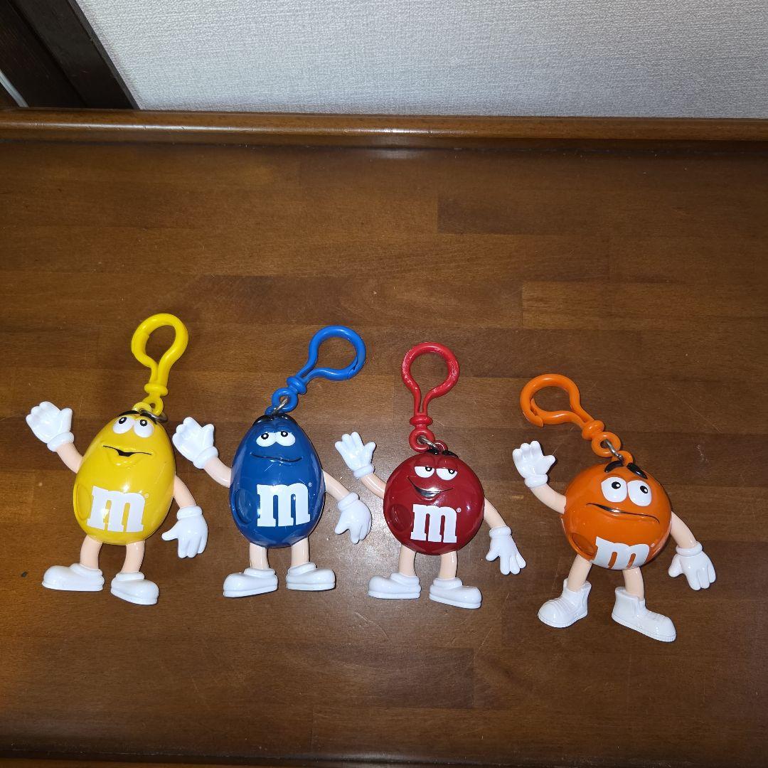 M&M'sキャラクターキーホルダーセット - メルカリ