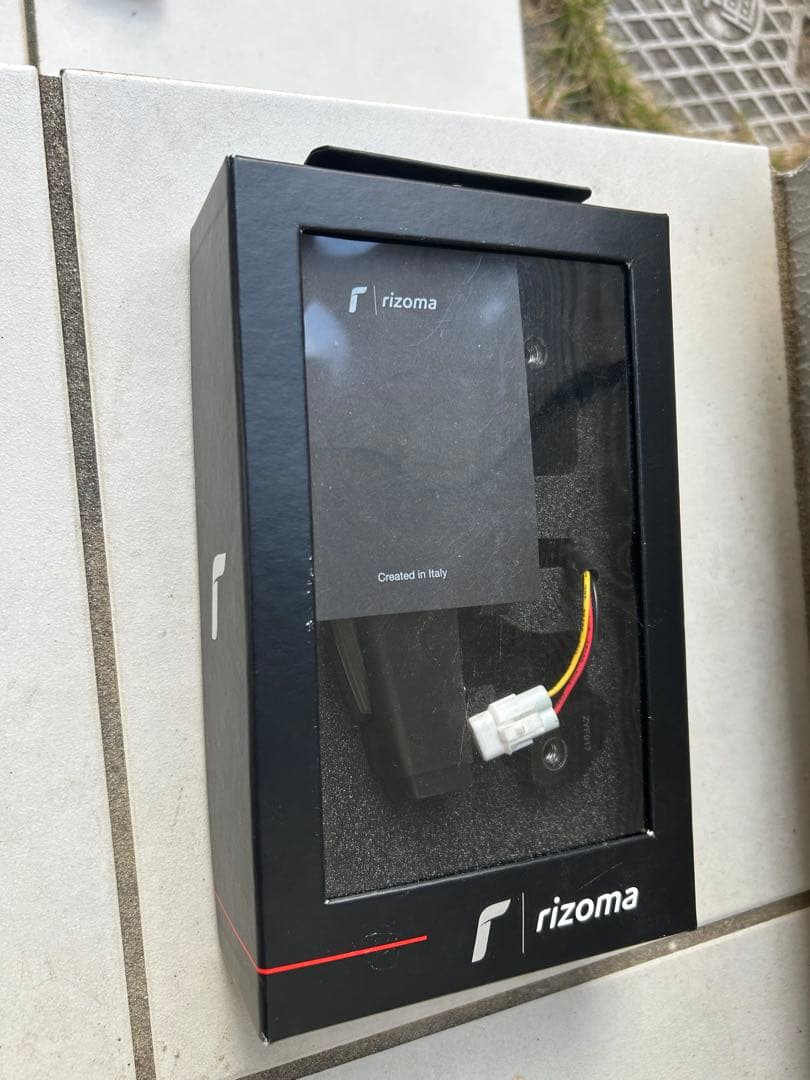 MT-09 (13-15) RIZOMA/リゾマ LEDテールライト【実働品】 - メルカリ