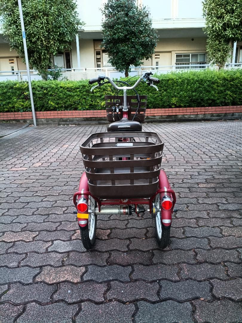 【走行1km未満】ブリヂストン 電動三輪自転車 ラクットワゴン