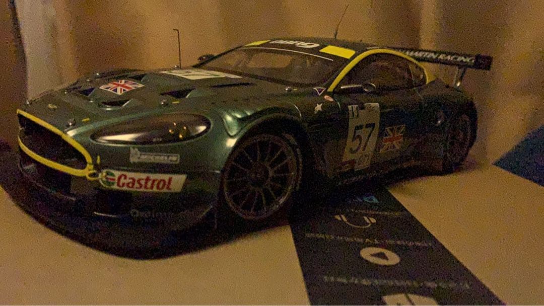 AUTO ART アストンマーティン DBR9 1/18 - メルカリ