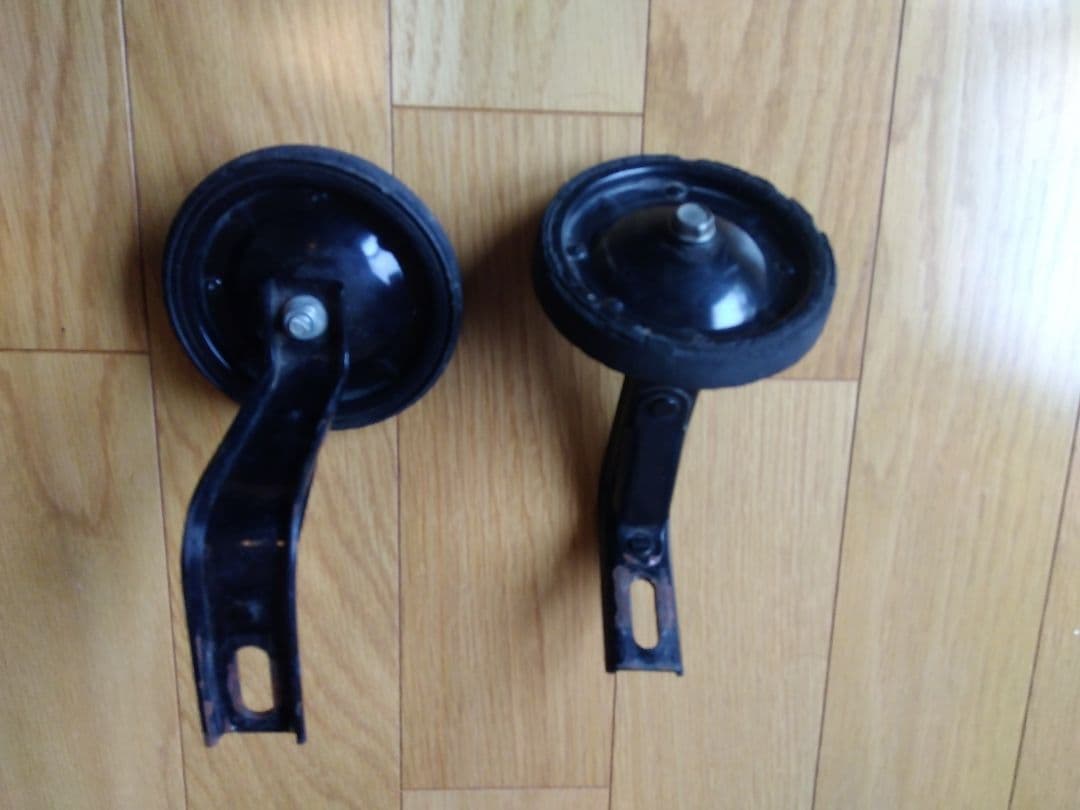 Specialized Hotrock 12インチ +BELL crest jr