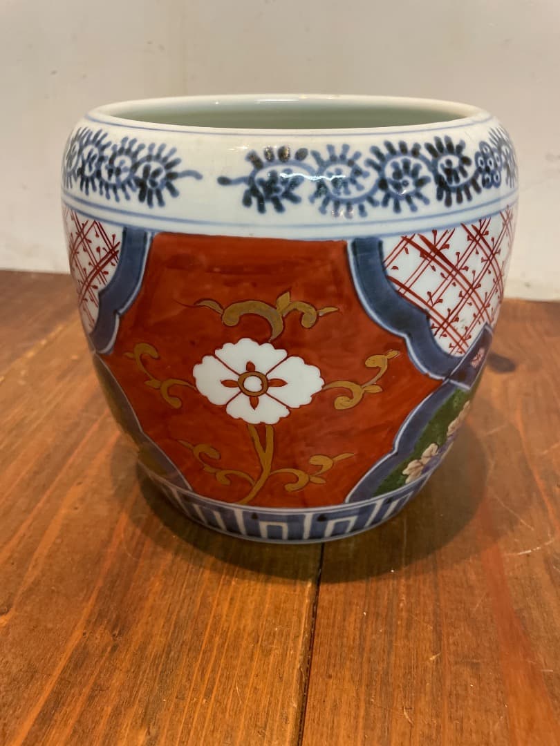 美品 伊万里 色絵 草花丸文 冨貴長春 鉢 火鉢 絵柄が華やかな