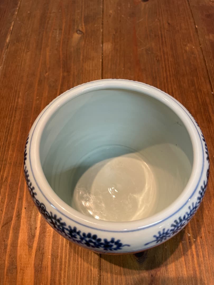 美品 伊万里 色絵 草花丸文 冨貴長春 鉢 火鉢 絵柄が華やかな