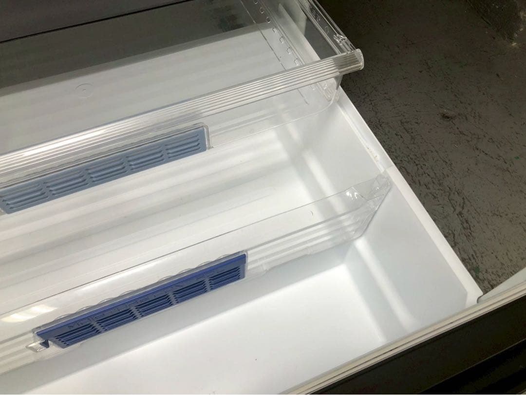 H*y様 HAパナソニック NR-F556WPX-H 6ドア冷蔵庫 550L 2