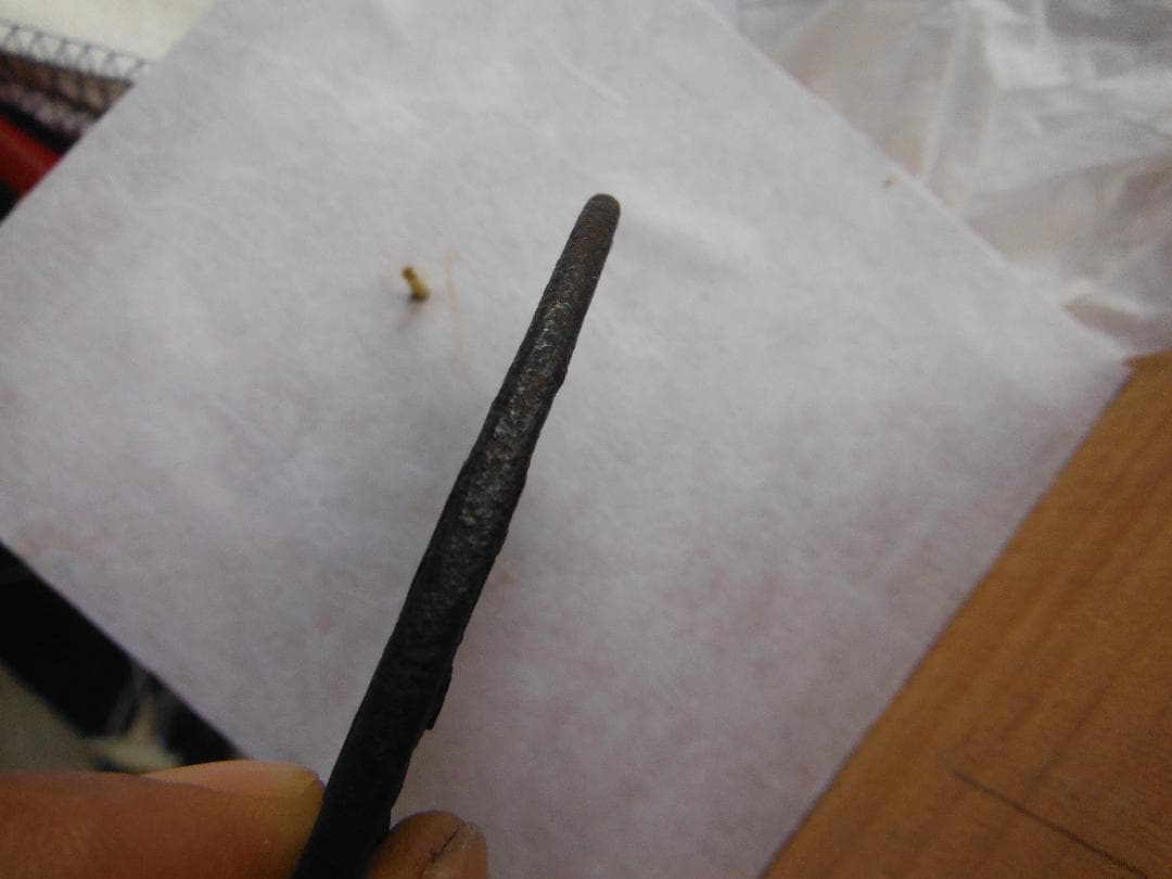 刀装具　鍔　桜彫刻 鉄製 (つば) 江戸時代