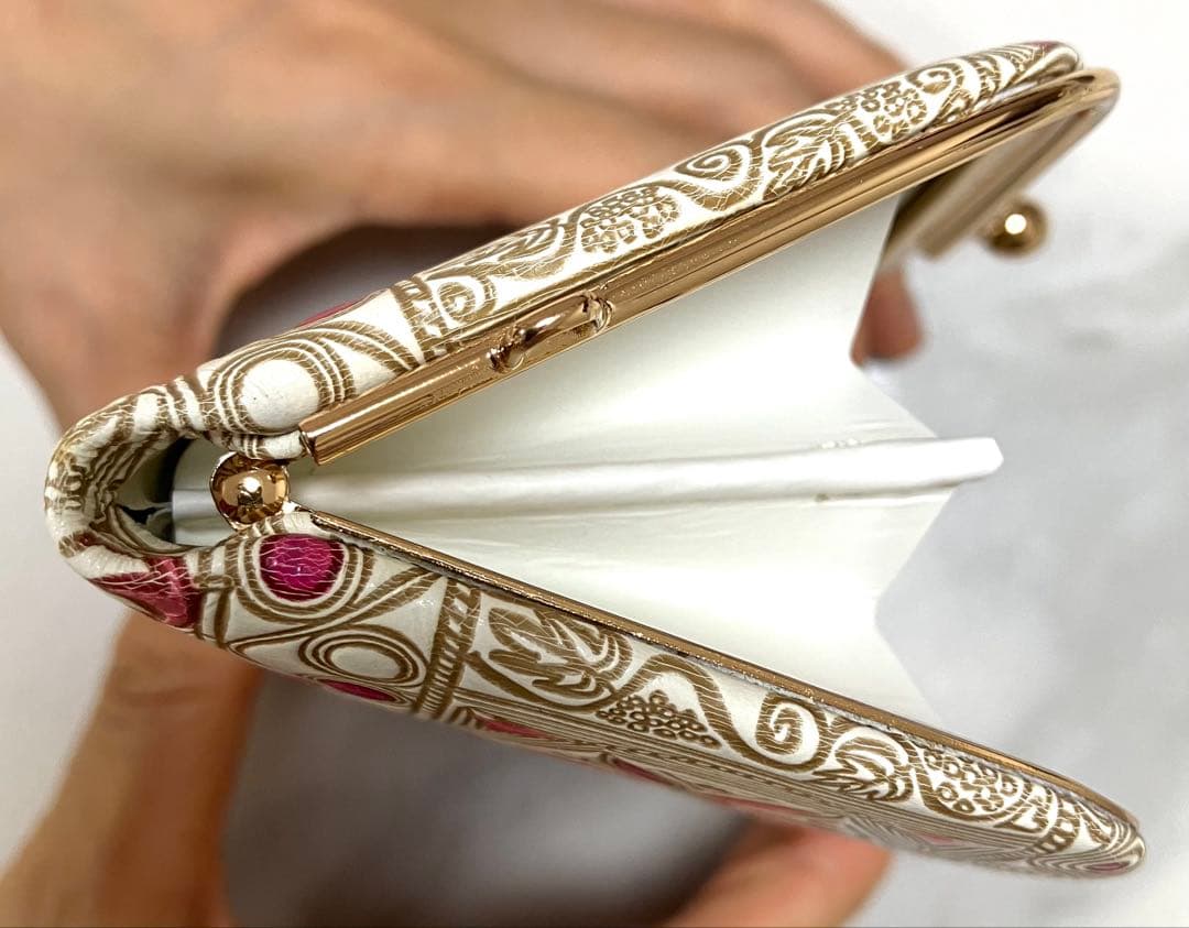 【新品未使用＋箱付き】文庫屋大関　錦紗〈ピンク〉天溝がま口　財布　小銭入れ