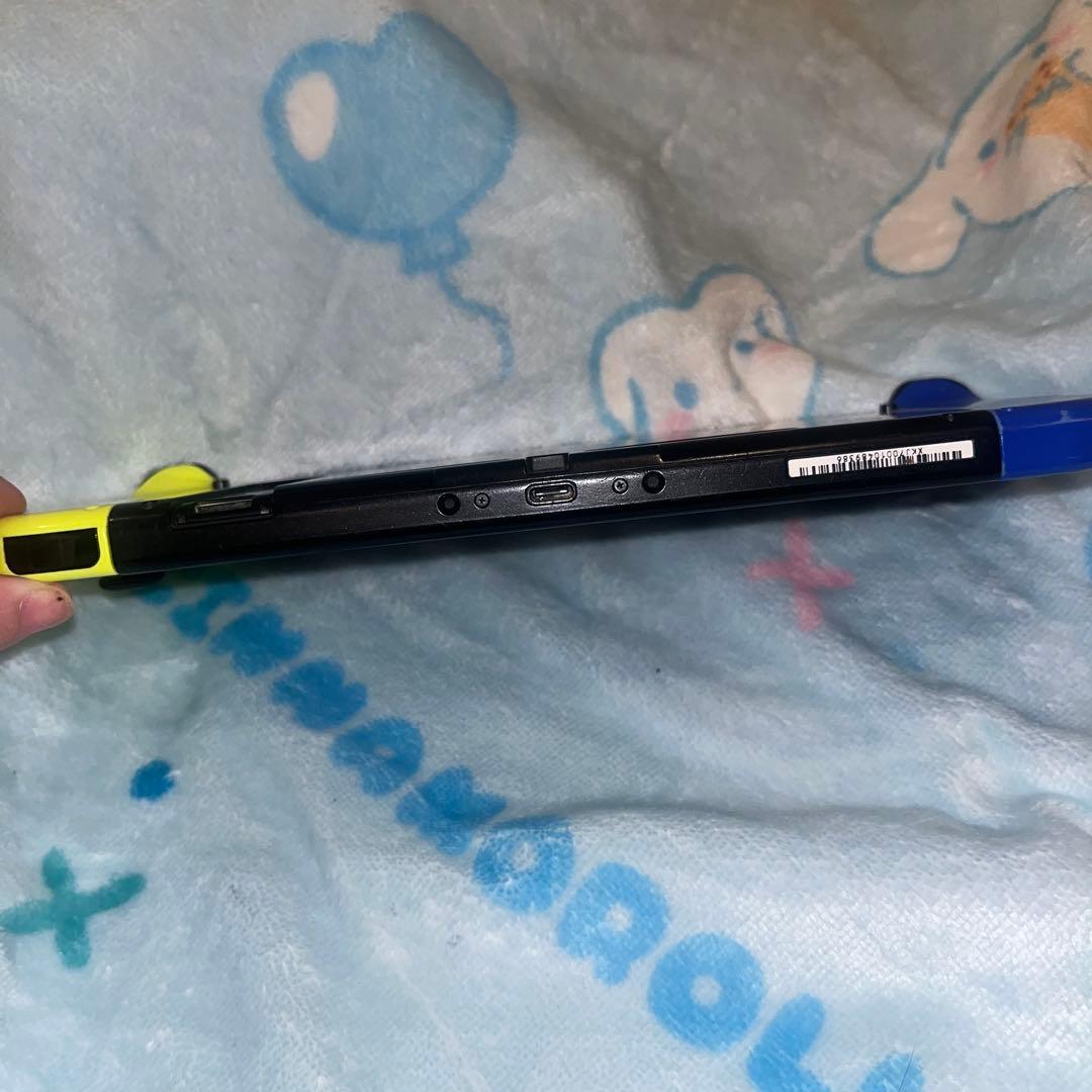 d*7様 Nintendo Switch 本体&Joy-Con(L.R)付き