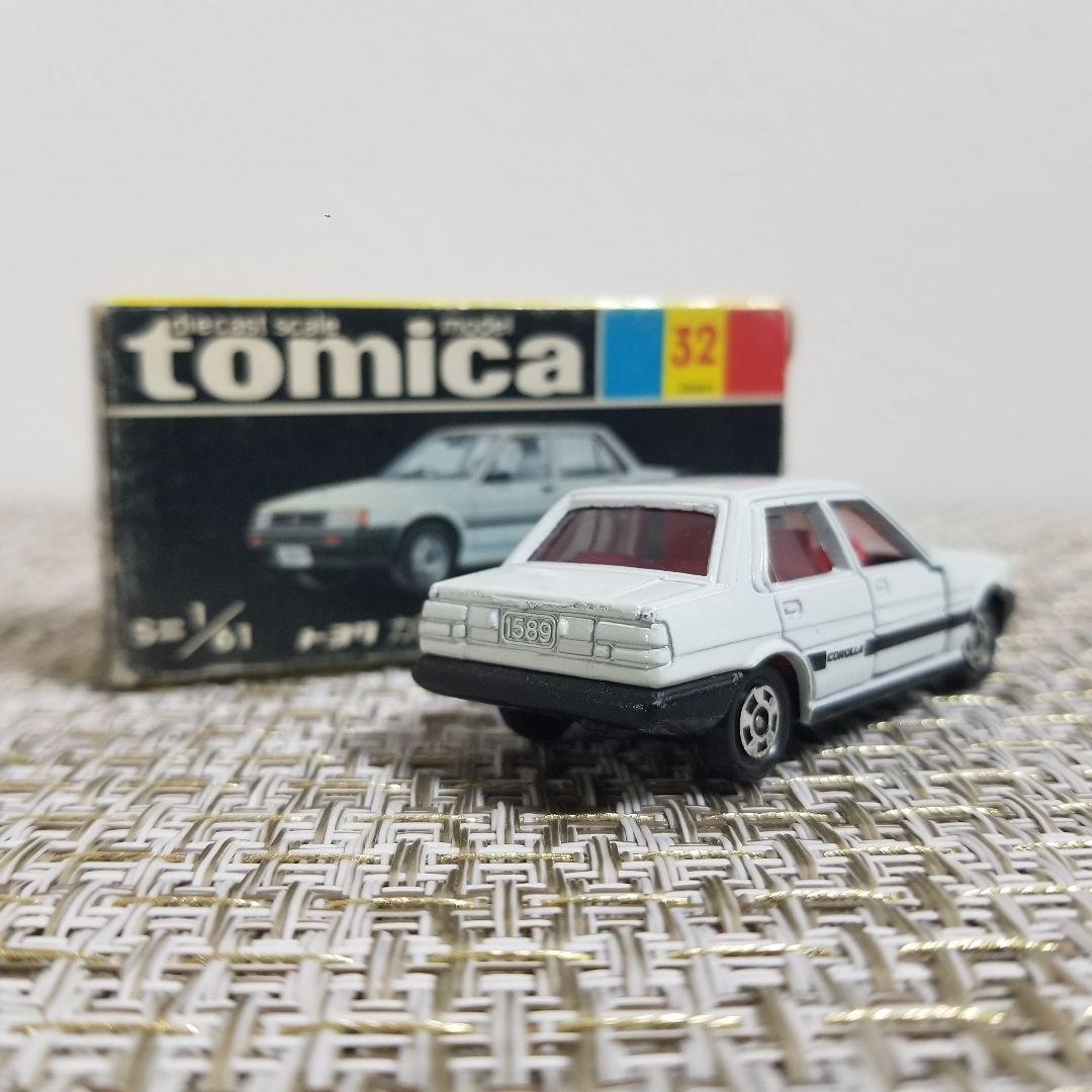 トミカ 黒箱 No.32 トヨタ カローラ 4ドア セダン 日本製 - メルカリ