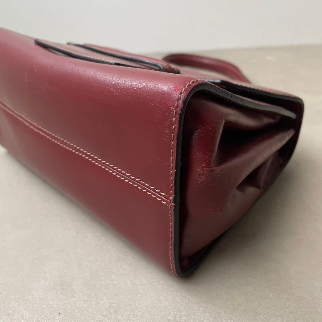 ロエベ レザー ハンドバッグ ロゴ型押し レッド ロエベ