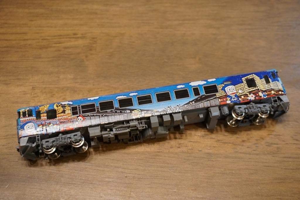 TOMIX キハ40　2137 氷見線・城端線　ハットリくんラッピング塗装　T車