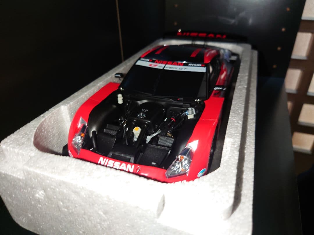 ミニカー 1/18 autoart r35 Xanavi 2008 SUPER GT