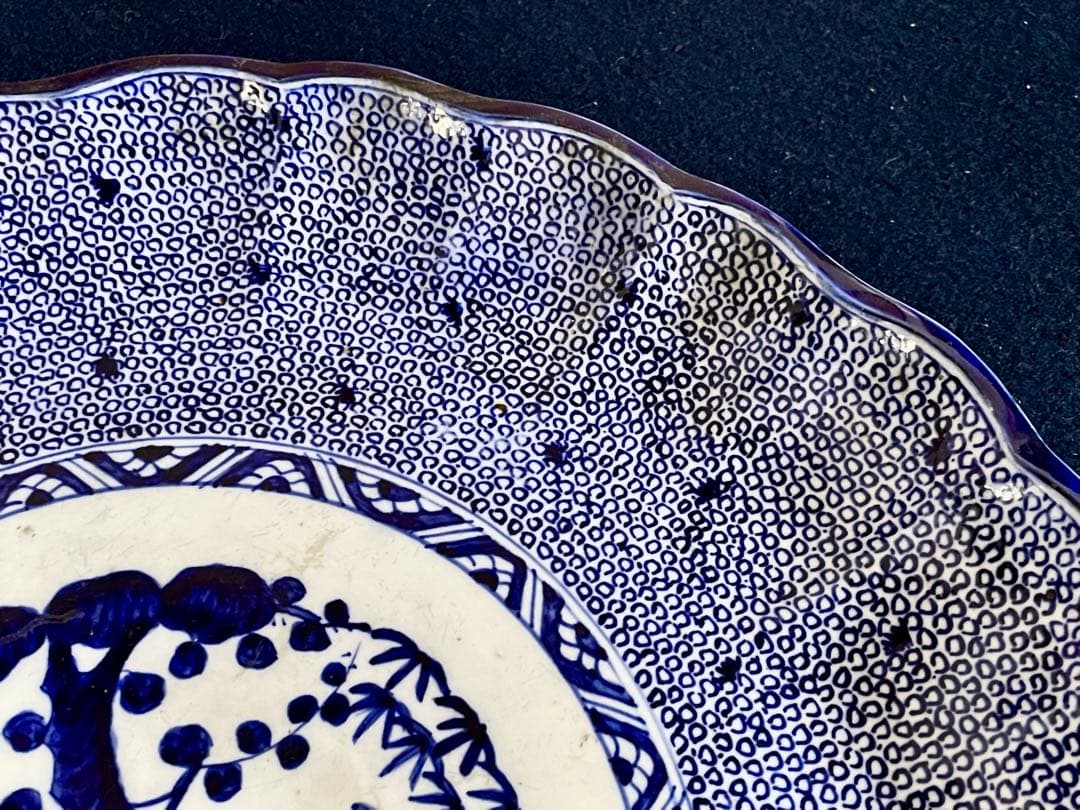 母』 古伊万里 染付 印判 みじん唐草 尺4寸 大皿 （708D②）