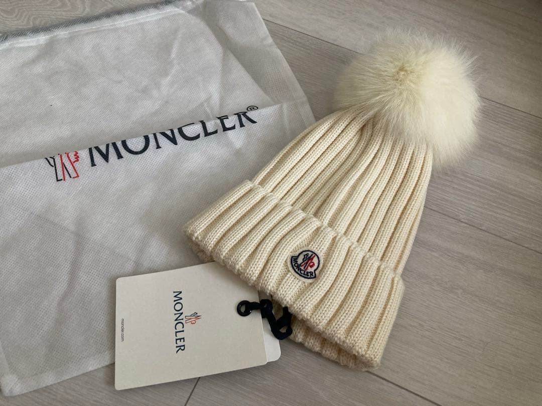 リアルファー】 MONCLER モンクレール ニット帽 帽子 ビーニー