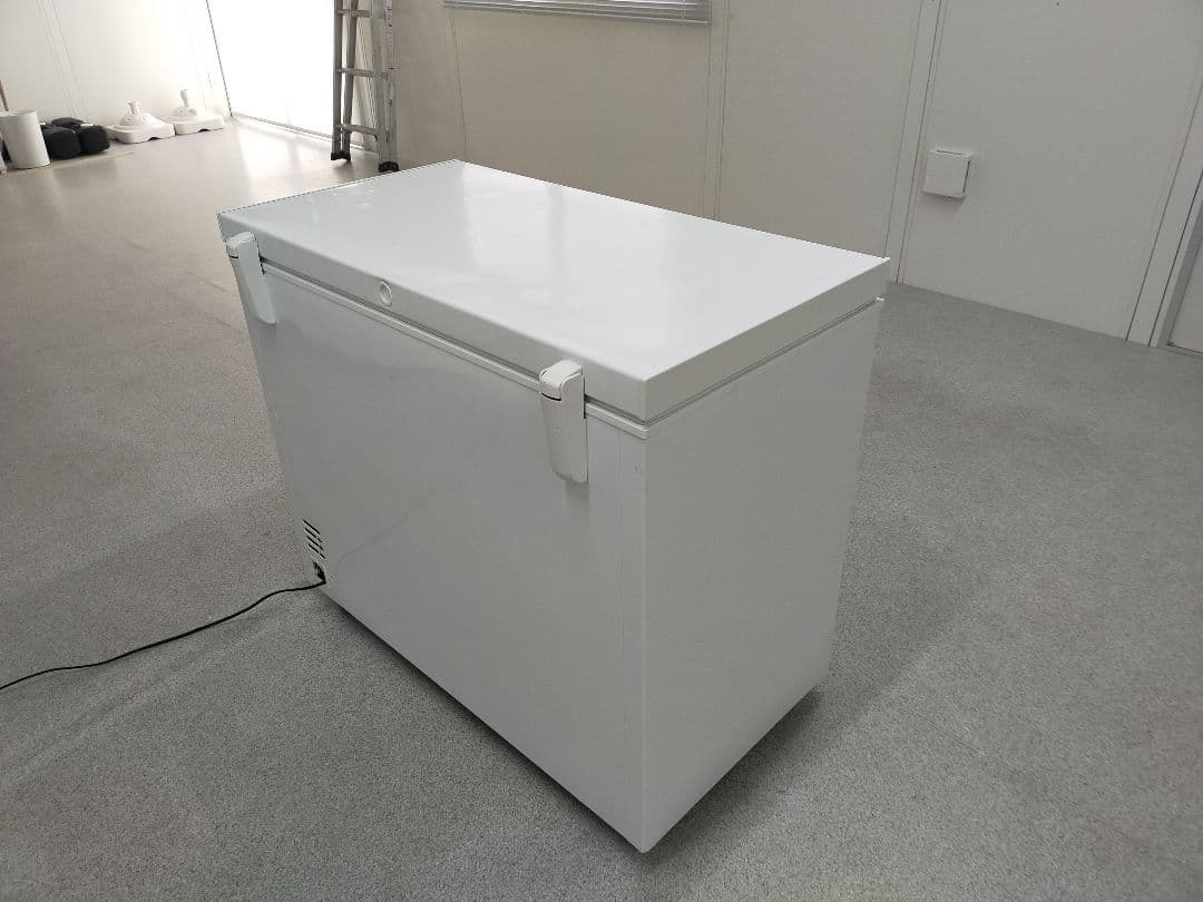 引き取り限定 197L 冷蔵庫 冷凍庫 キャスター付き ストッカー