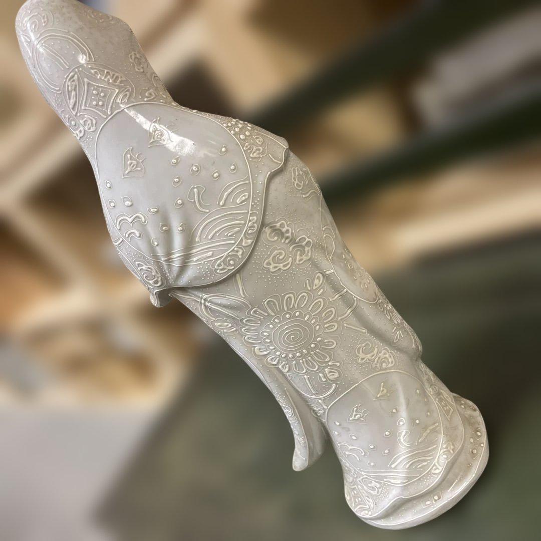 九谷焼白絵付け金彩観音 石川県 日本美術 骨董品 アンティーク｜九谷焼 白