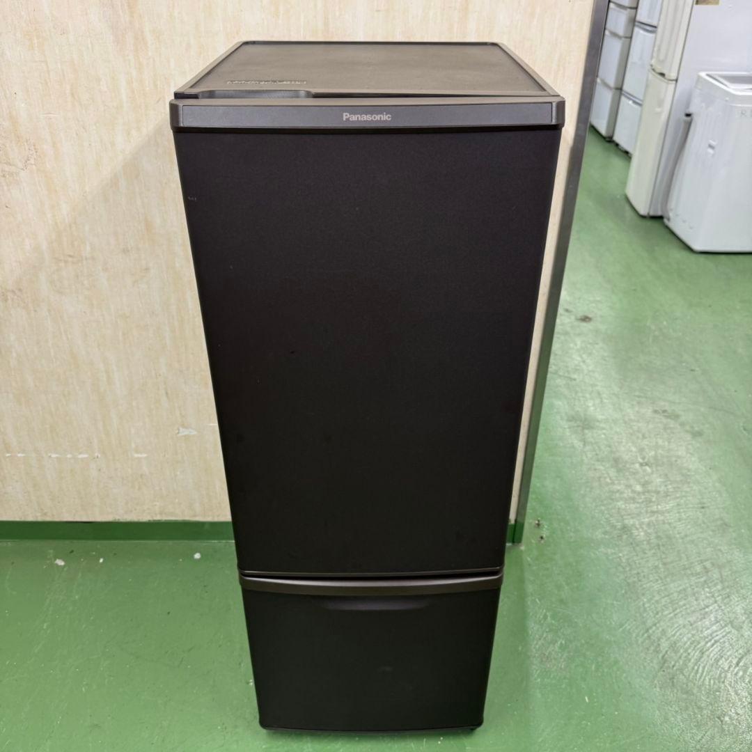 45 Panasonic大きめ冷蔵庫　168L　小型　一人暮らし　ブラウンカラー