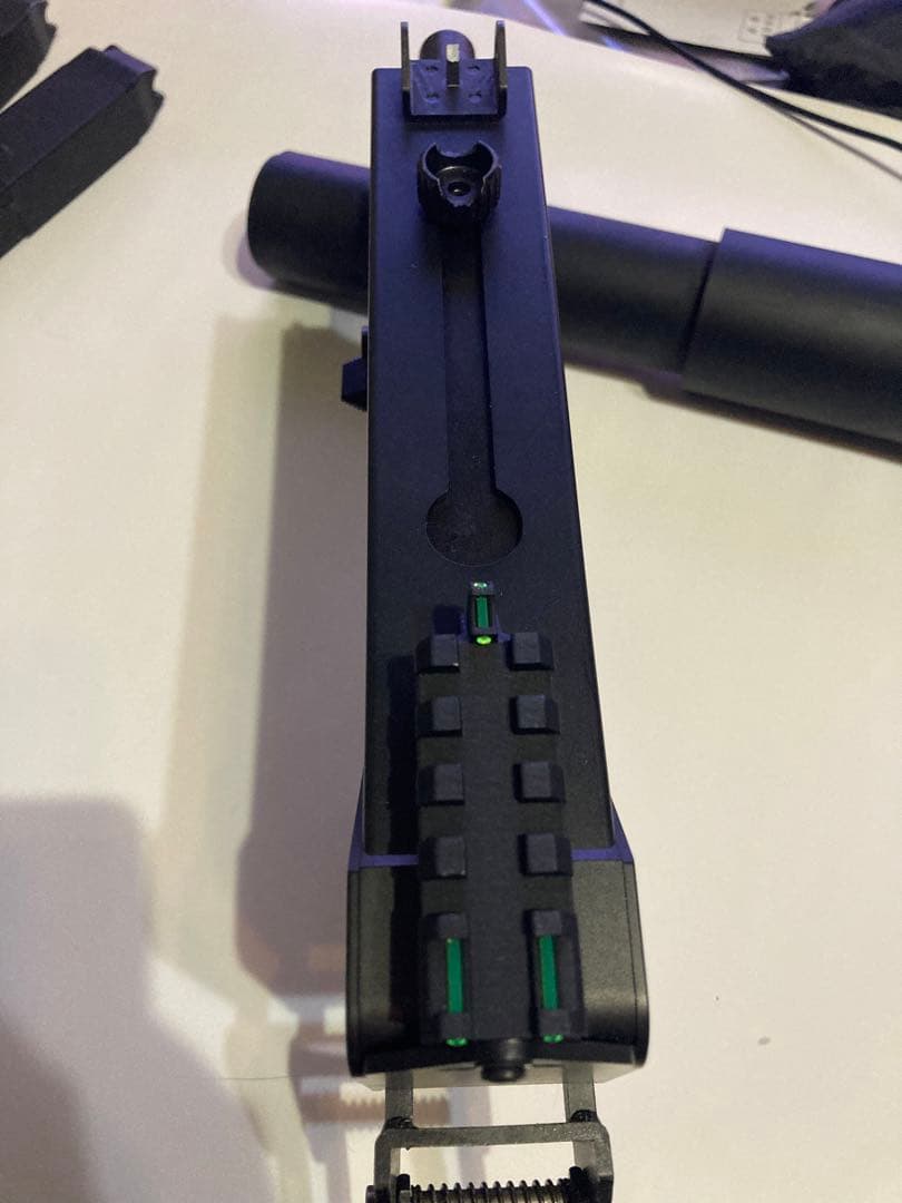 東京マルイ電動ガンMAC10 マガジン2本付き