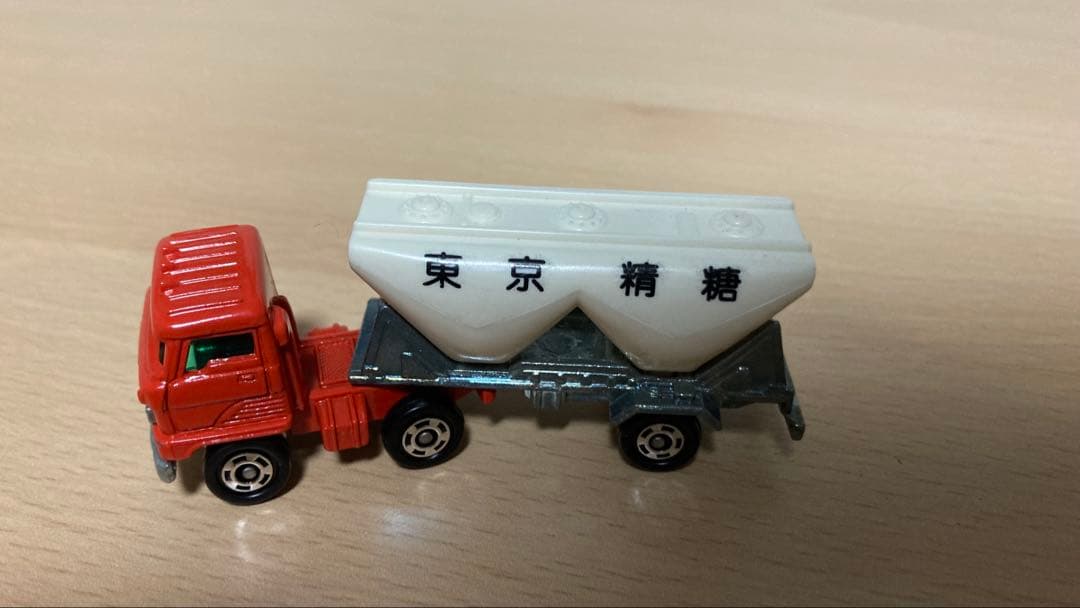 トミカ バルクトレーラー 19