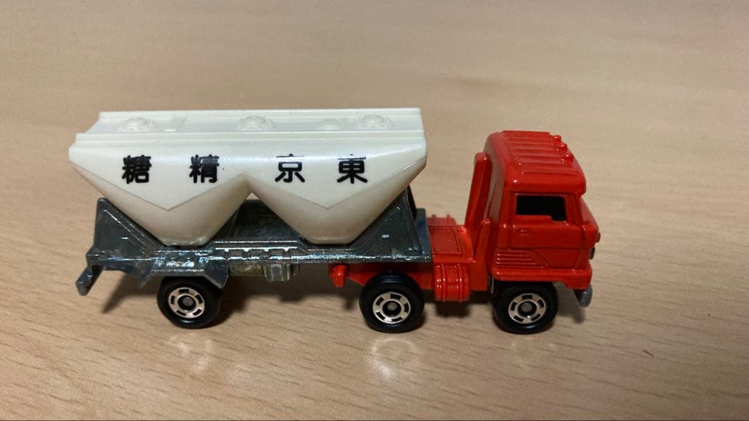 トミカ バルクトレーラー 19