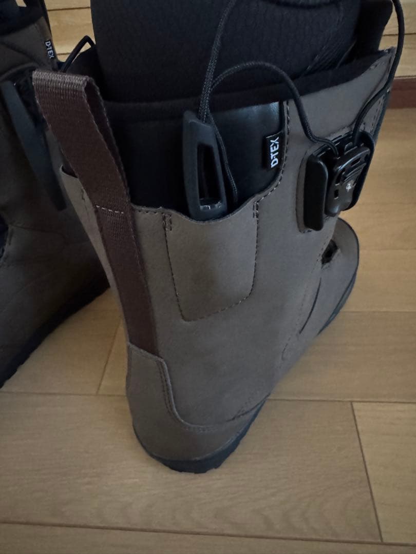 新品未使用　DEELUXE スノーボードブーツ FORMATIVE
