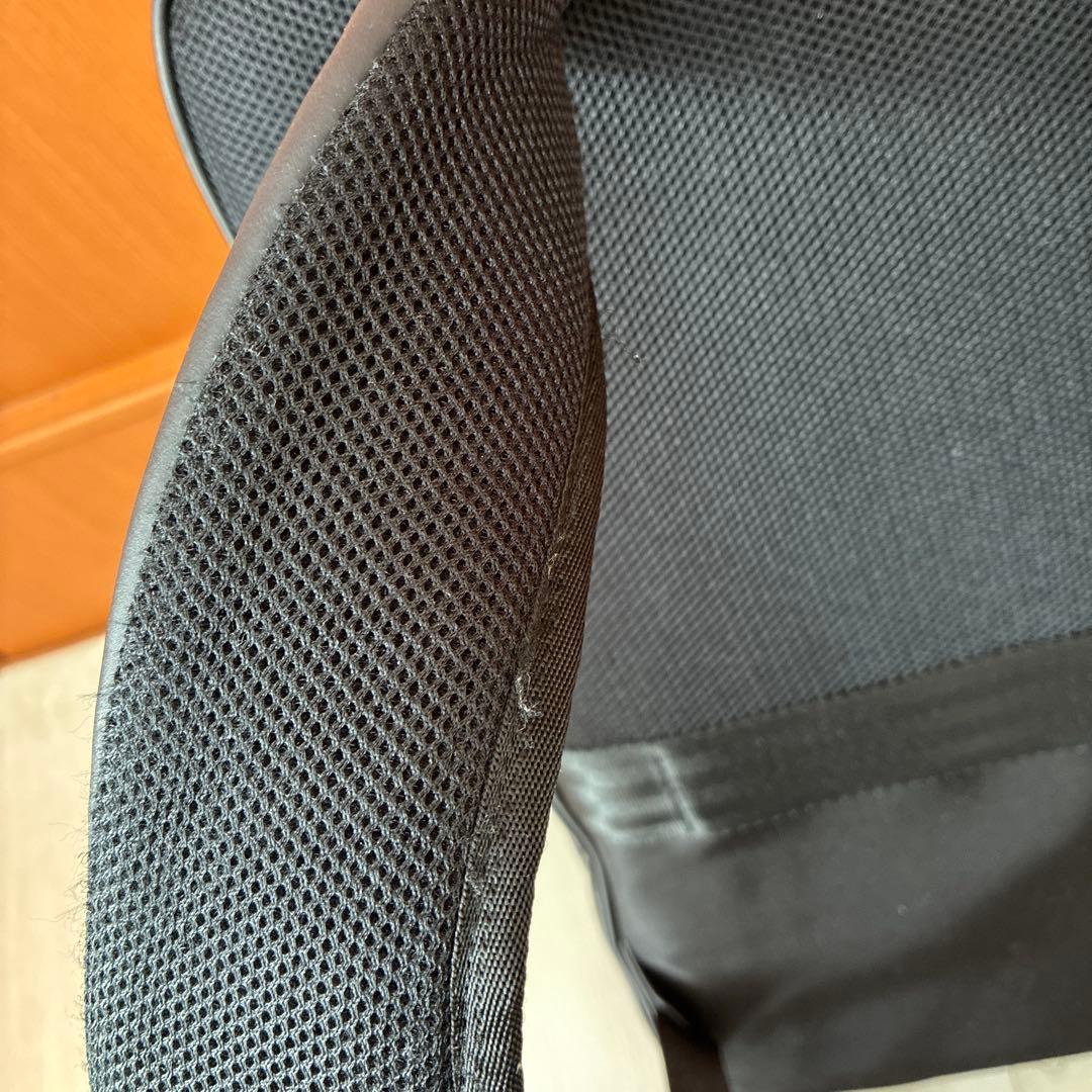 黒のビジネスバッグ 中型