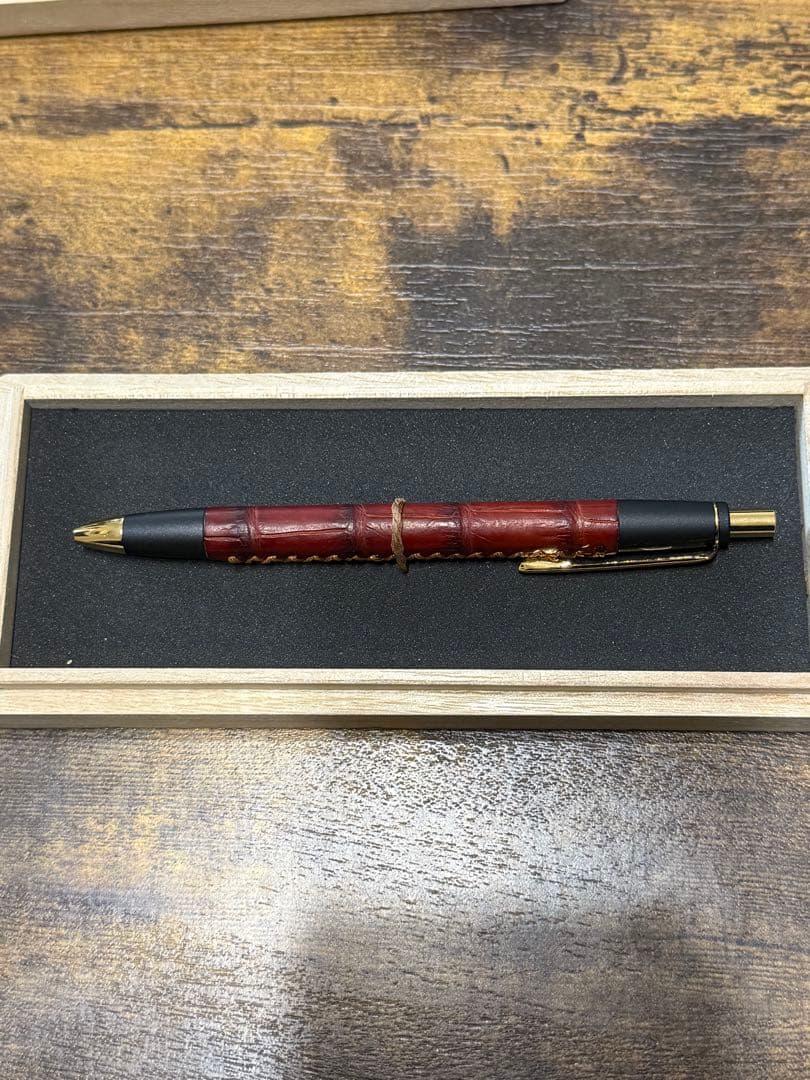 シックザール　MP クロコダイルワインレッド