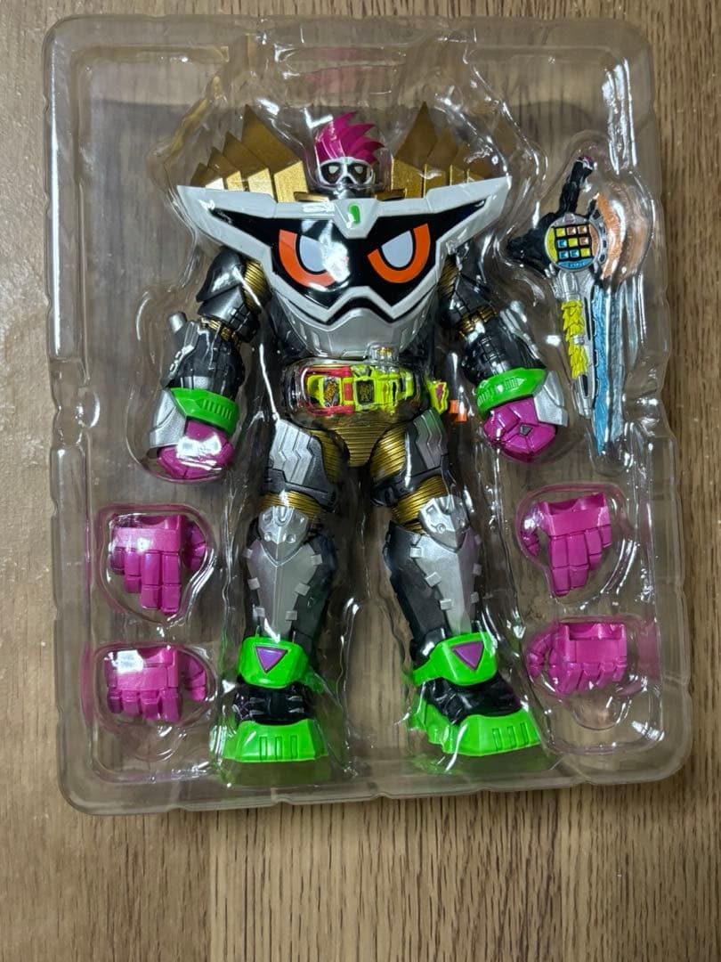 S.H.Figuarts 仮面ライダーエグゼイド マキシマムゲーマーレベル99