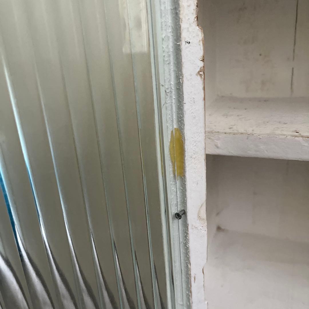 骨董市購入 アンティーク2段 シャビー 波ガラス