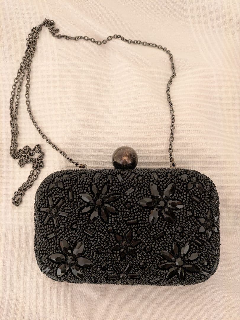 SANTI [未使用美品] ビーズパーティーバッグ 黒