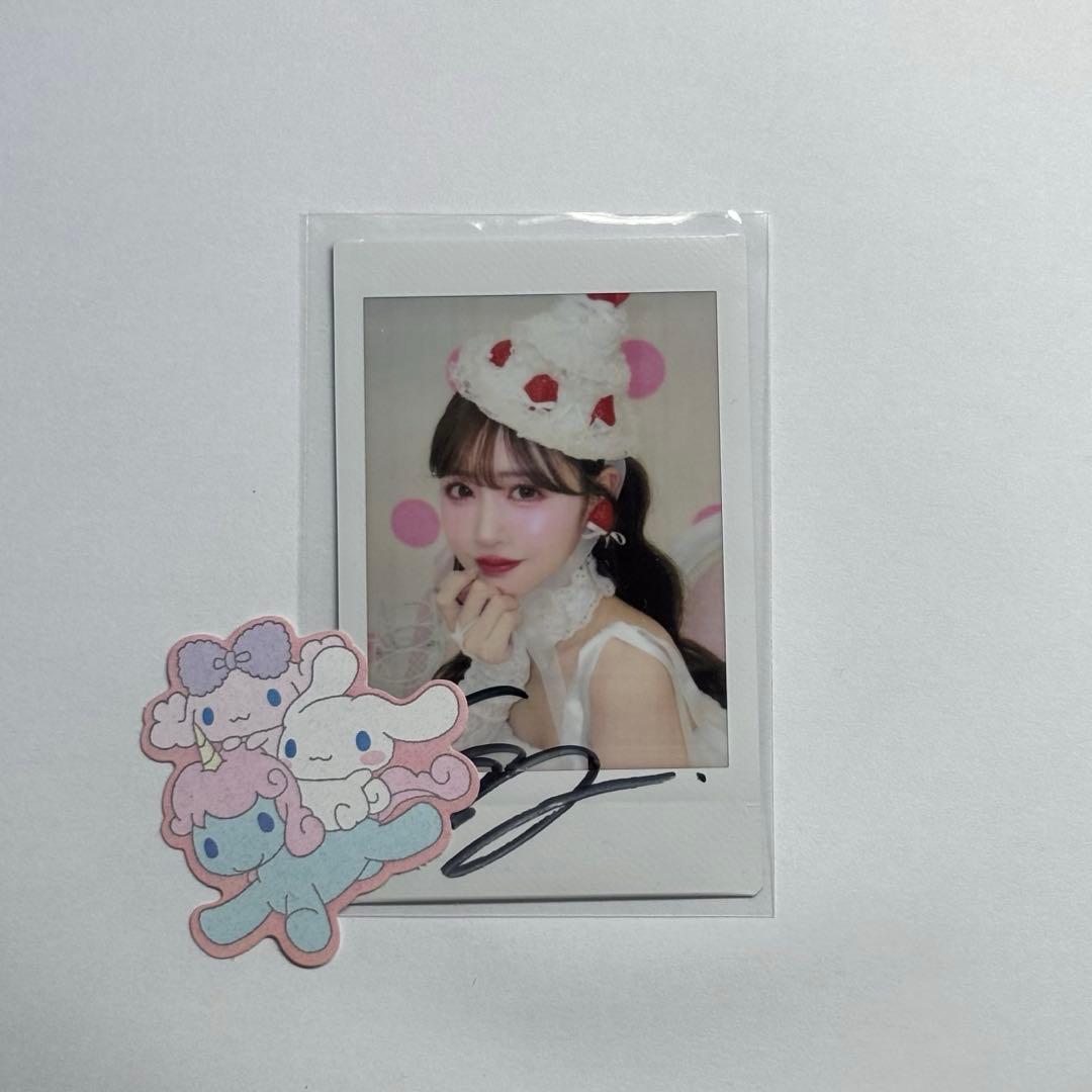 櫻井優衣LARME サイン入りチェキ