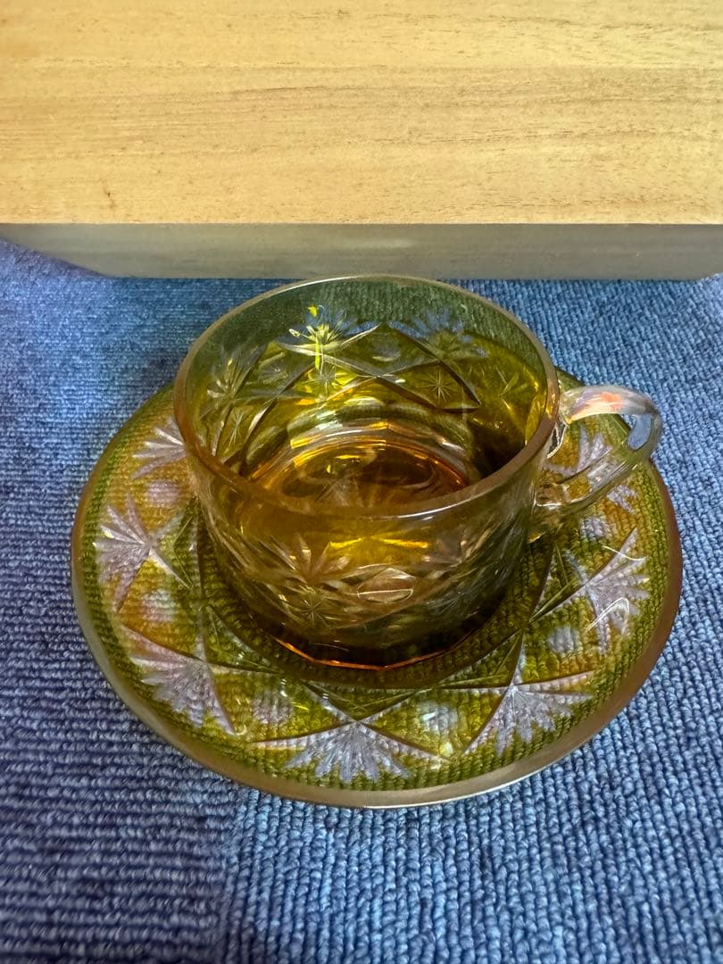 1805 手作りガラス 切子 カップ＆ソーサー 未使用