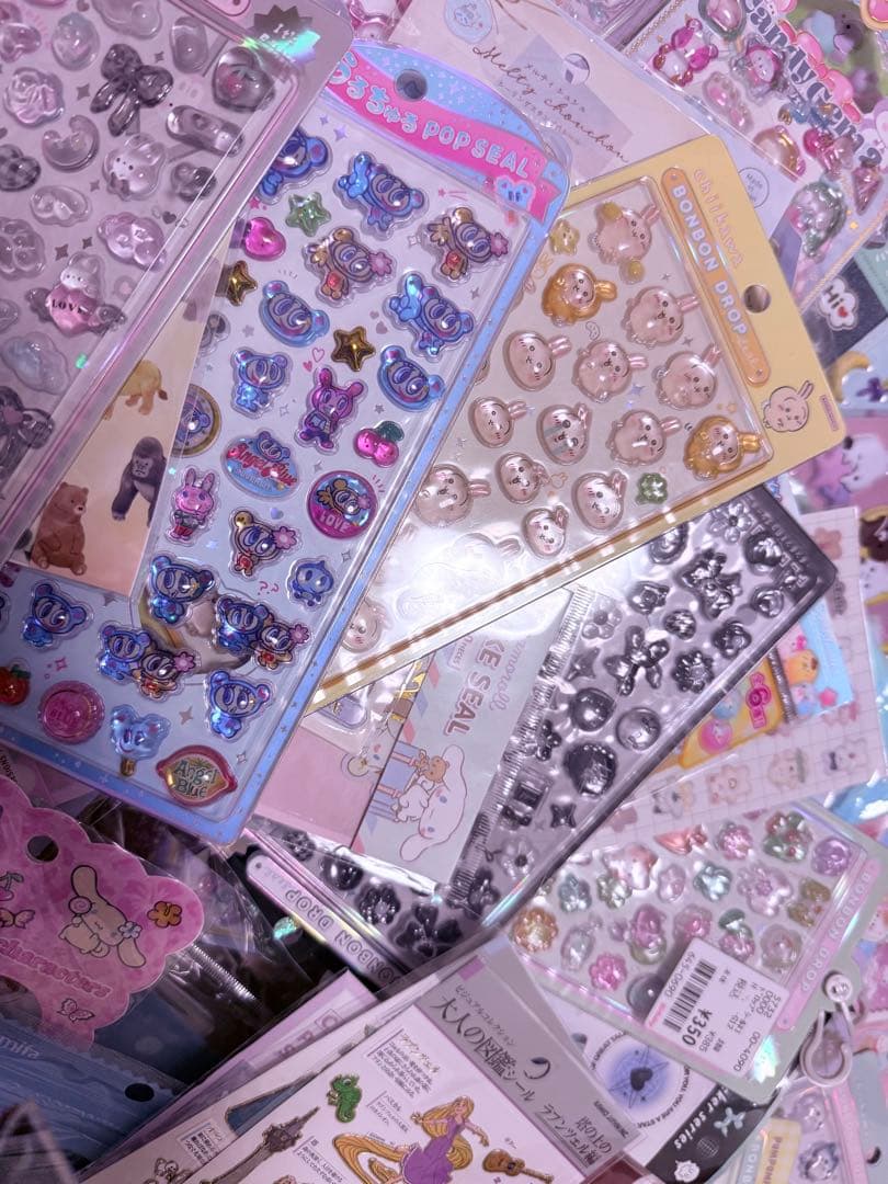 サンリオ多めお値下げ♡ボンボンドロップシール等約100点以上まとめ売り