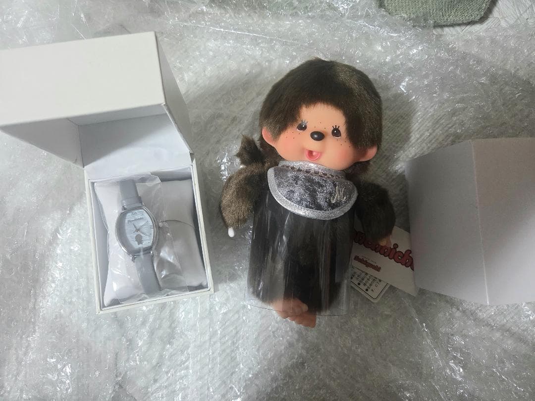 Mochimochi ぬいぐるみと時計のセット