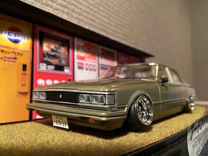 1/24 アリイ 51 クレスタ カスタム ジオラマ 旧車 グラチャン