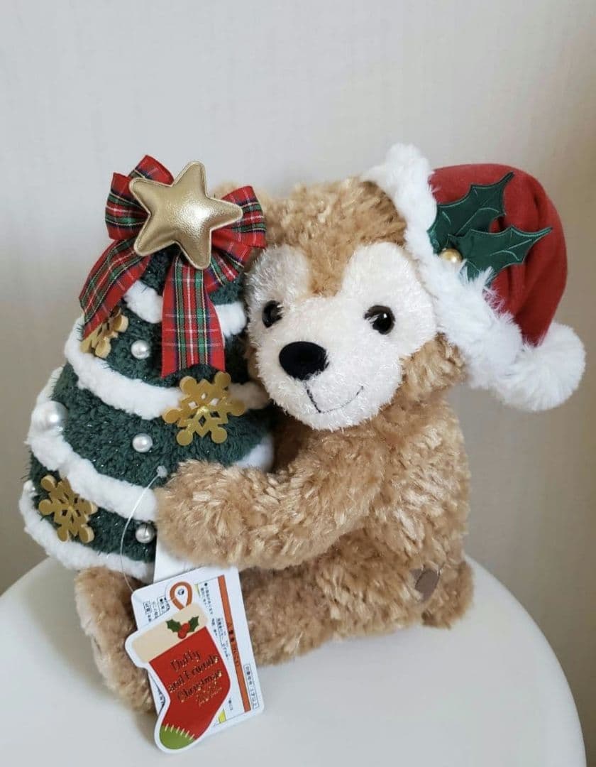 ディズニーシー　ダッフィークリスマスツリー　ウィンタートゥインクリングタウン
