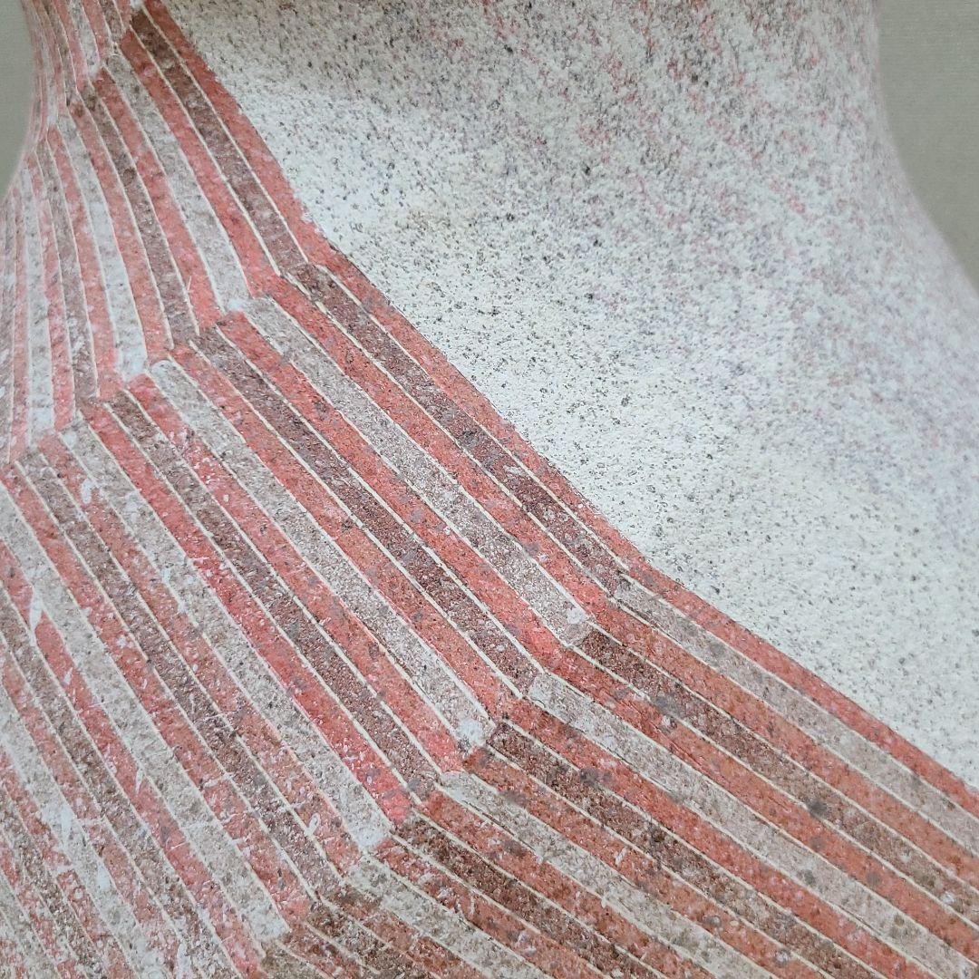 信楽焼石山哲也作 象嵌泥彩螺旋壷 高さ1尺5寸（約45cm） 共箱なし 本物保証