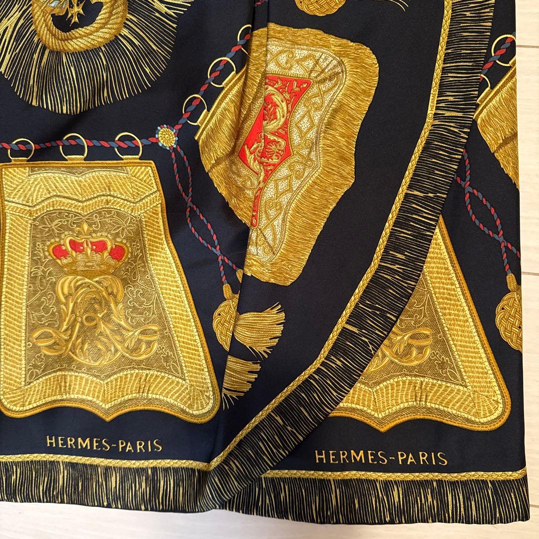 HERMES プリントシルクタイトスカート ネイビー/ゴールド